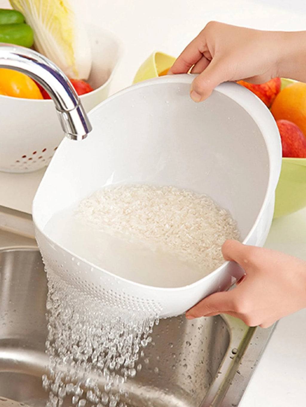 Handled Colander Bowl