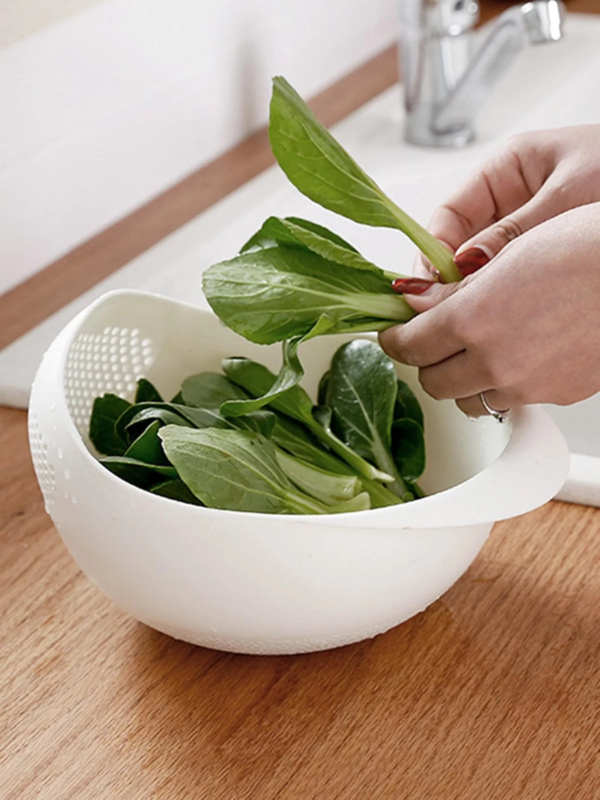 Handled Colander Bowl